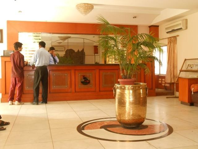 Hotel Horn Bill Guwahati Eksteriør billede